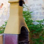 Ciclone House Nyaraló *